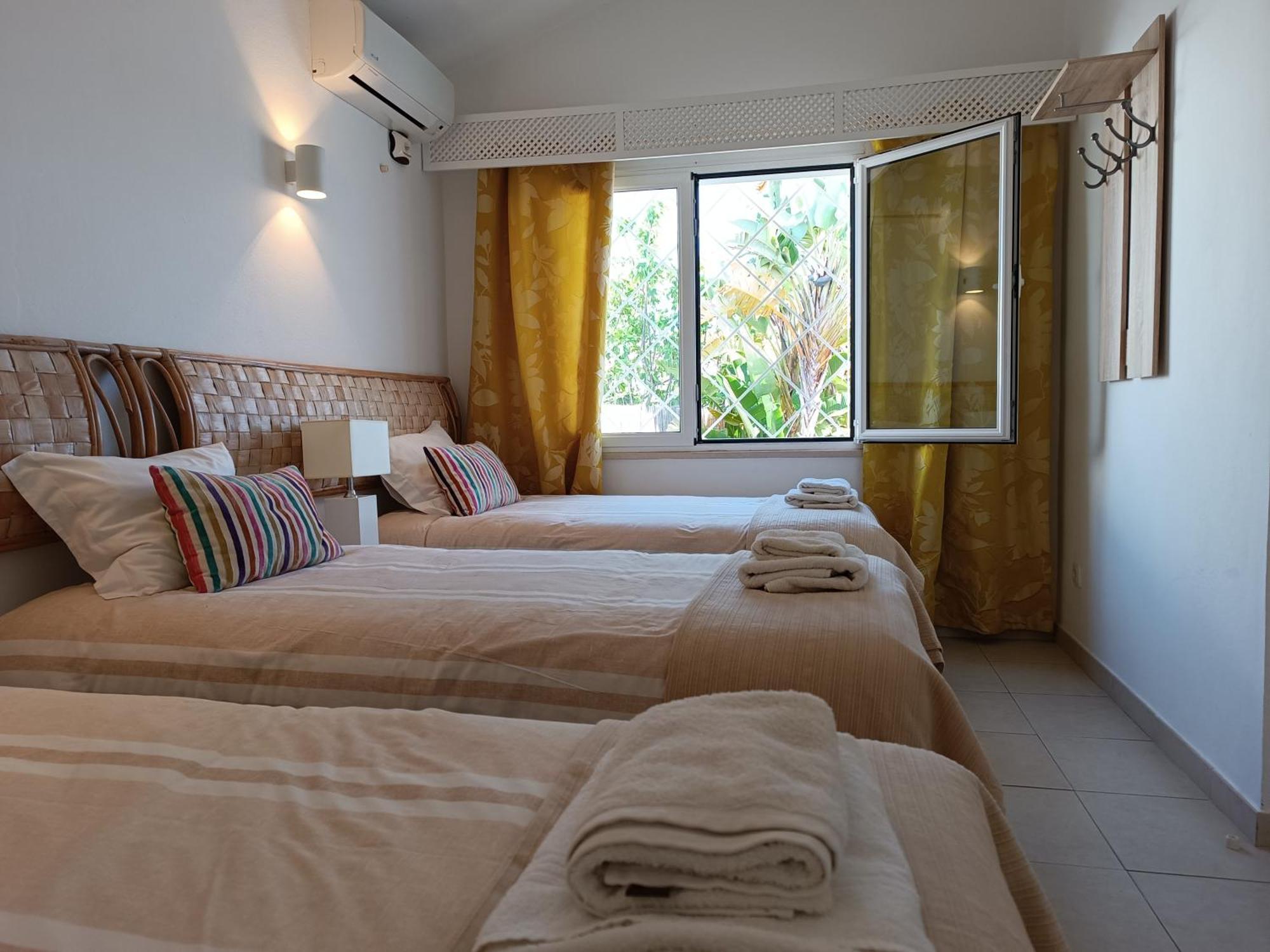 Villa 81 Amazing Villa In A Fantastic Location On Oura Beach Albufeira Buitenkant foto